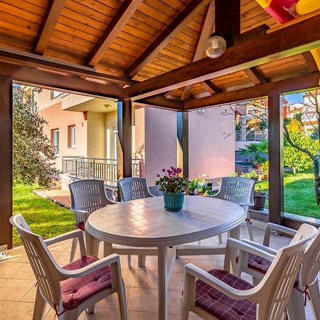 Istriensonne - Apartments Veruda Mit Grillterrasse Pula Zewnętrze zdjęcie