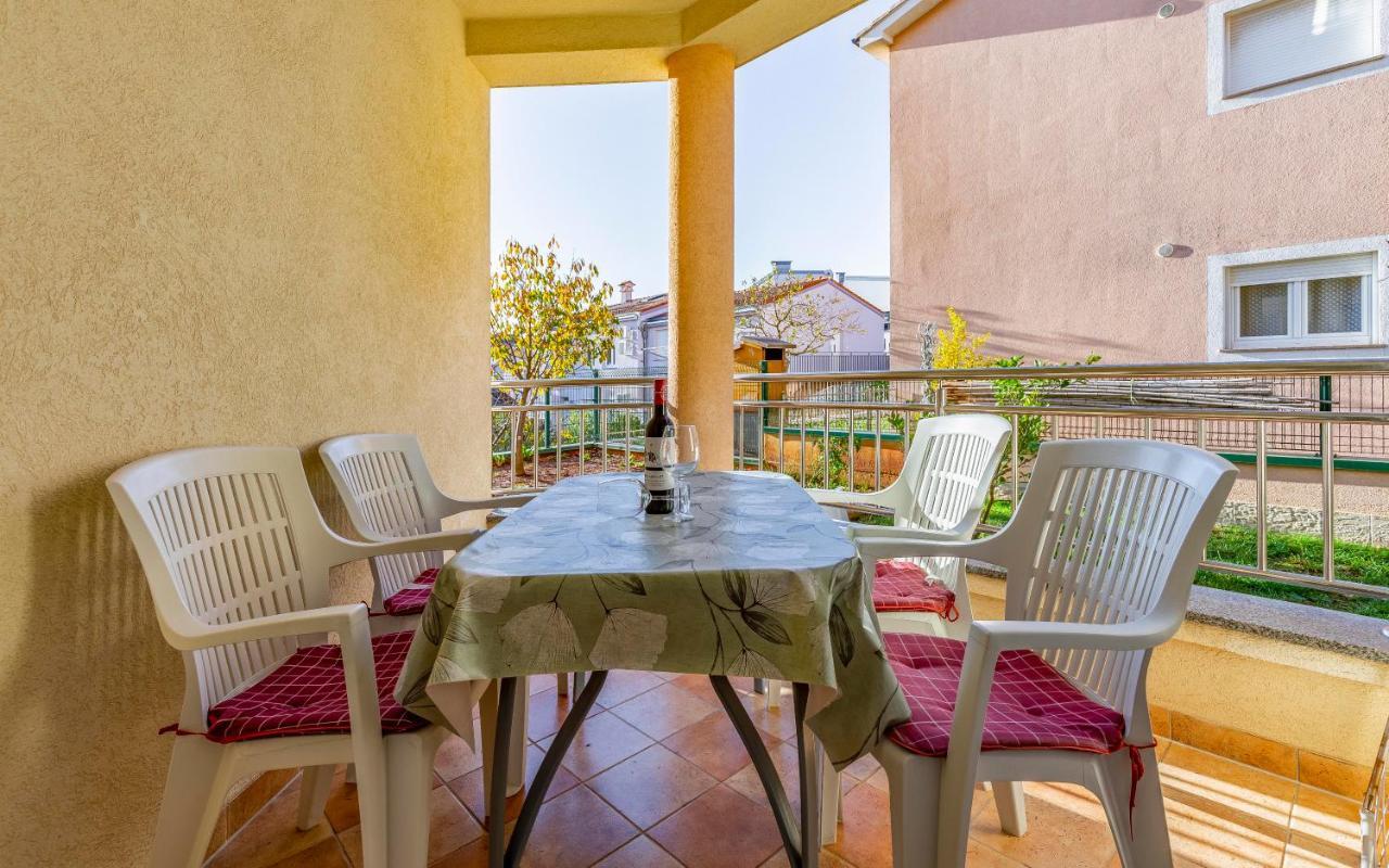 Istriensonne - Apartments Veruda Mit Grillterrasse Pula Zewnętrze zdjęcie