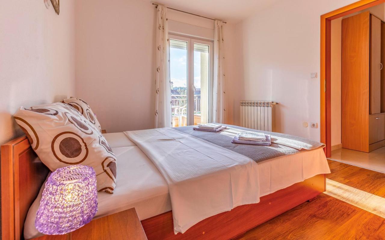 Istriensonne - Apartments Veruda Mit Grillterrasse Pula Zewnętrze zdjęcie
