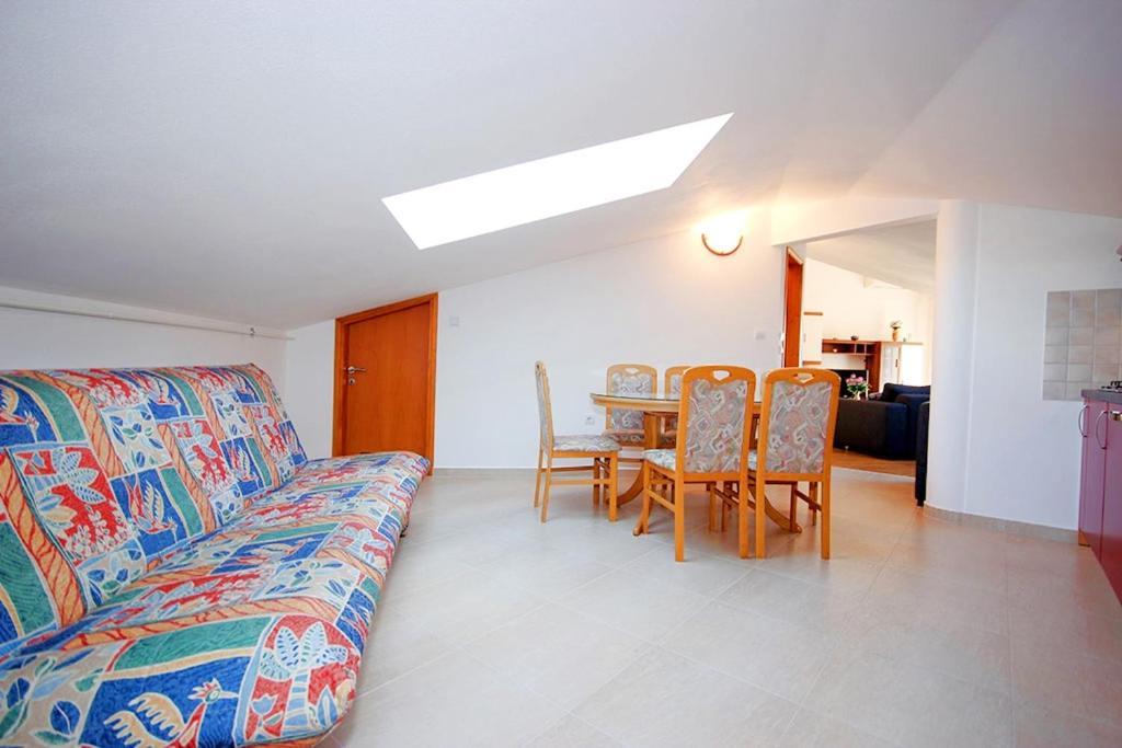 Istriensonne - Apartments Veruda Mit Grillterrasse Pula Zewnętrze zdjęcie